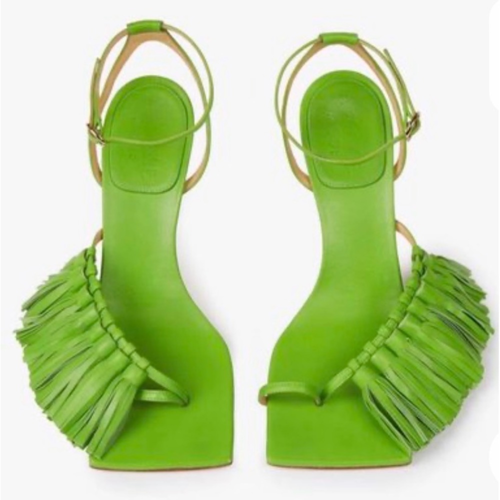 A.W.A.K.E Mode Delta Tassel